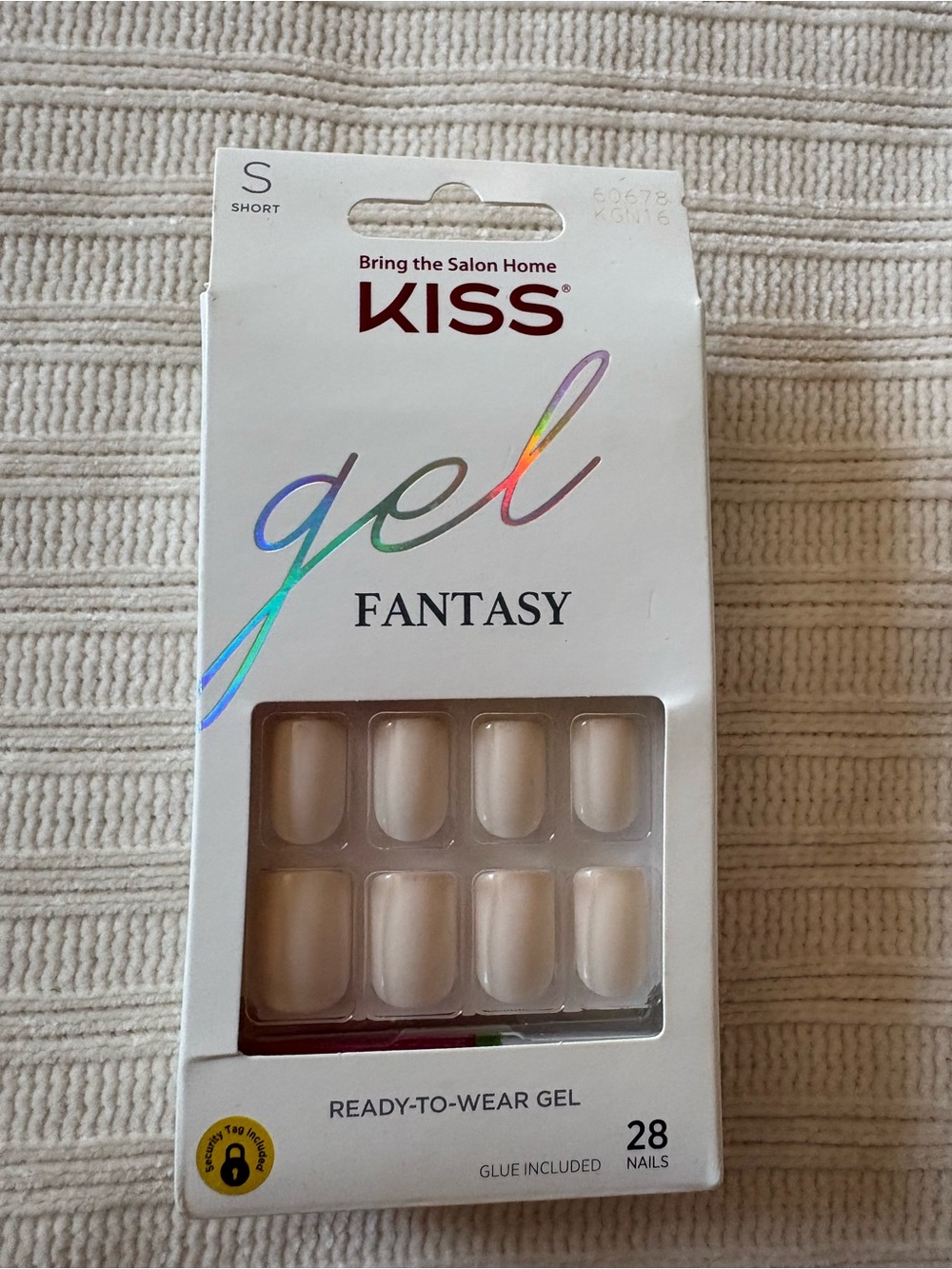 KISS Gel Fantasy Ready-to-Wear Short Gel Nails - Cream